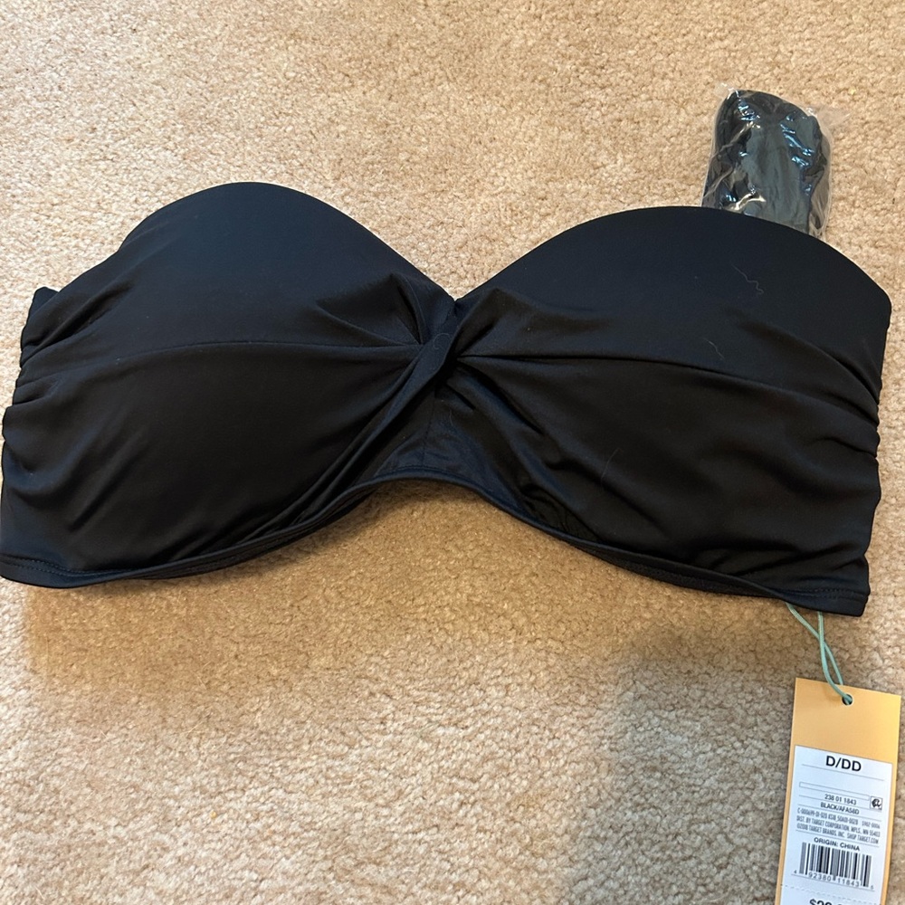 Kona sol bikini top, never worn! Tags still attached. Black